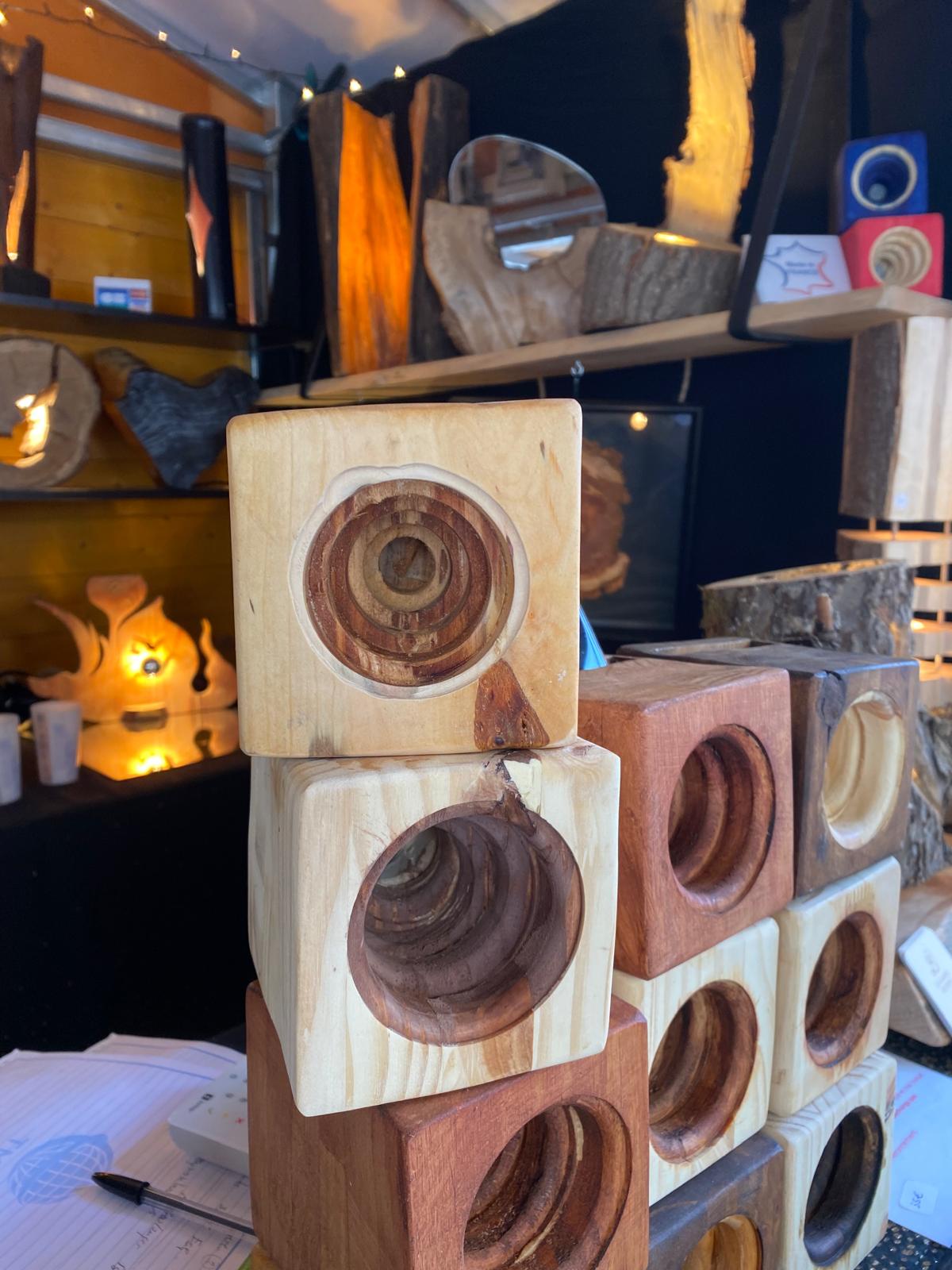 Enceintes déconnectées
